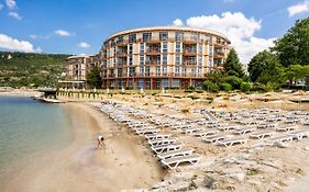 Royal Bay Resort